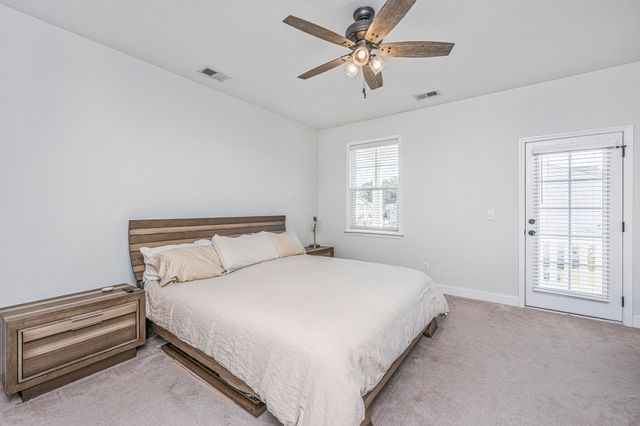 1073 Oak Bluff Avenue, Charleston, SC 29492