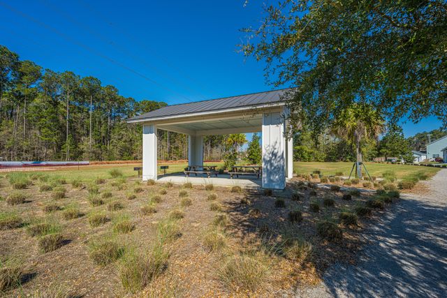 1073 Oak Bluff Avenue, Charleston, SC 29492