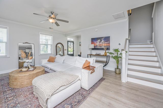 1073 Oak Bluff Avenue, Charleston, SC 29492