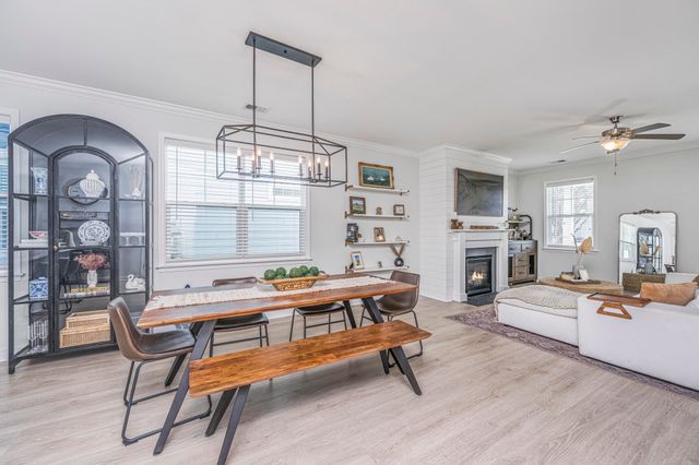 1073 Oak Bluff Avenue, Charleston, SC 29492