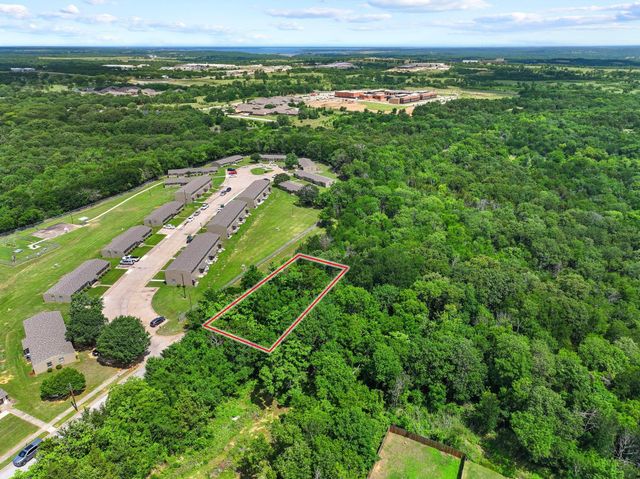1230 N Armstrong Avenue, Denison, TX 75020