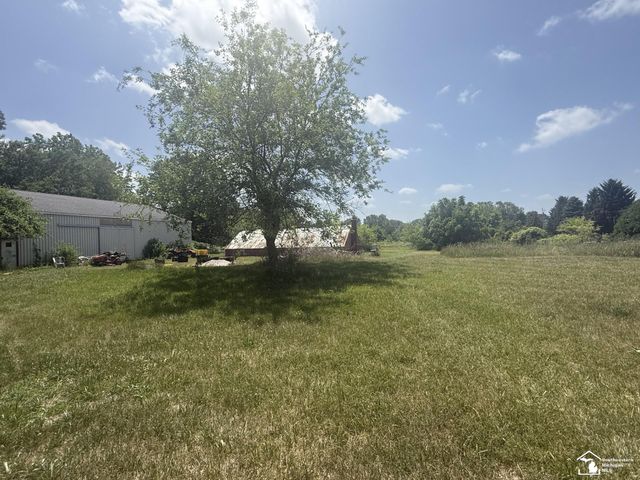 1689 W Rauch Road, Temperance, MI 48182