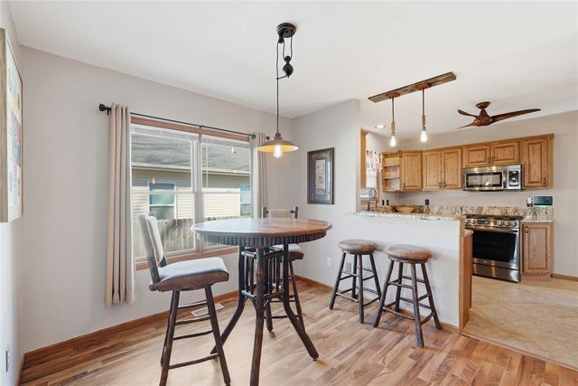 192 15th Avenue SW, Cedar Rapids, IA 52404