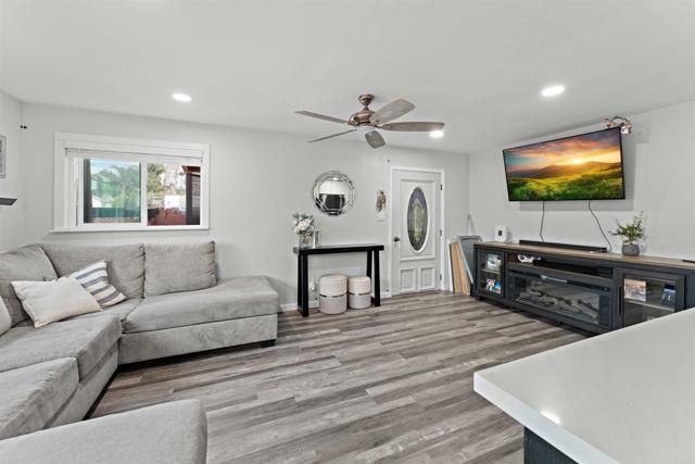 1205 N Santa Fe Ave 50, Vista, CA 92084