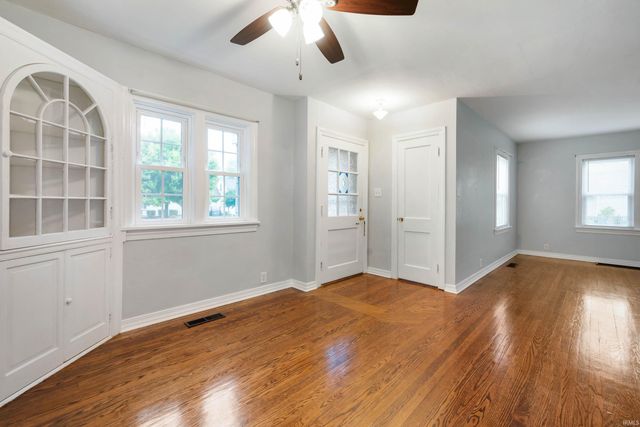 2609 W Godman Avenue, Muncie, IN 47303