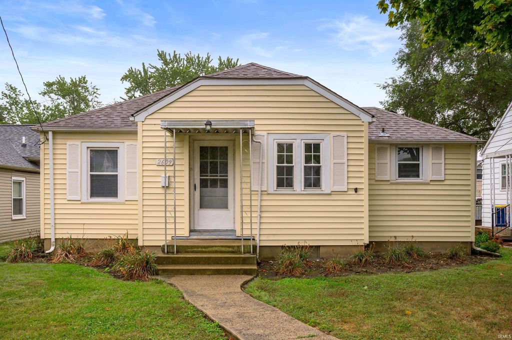 2609 W Godman Avenue, Muncie, IN 47303