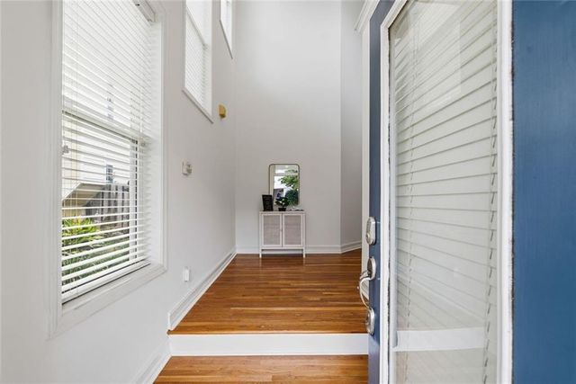 1366 Brookhaven Village Circle NE, Atlanta, GA 30319