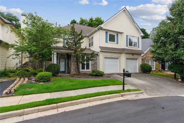 1366 Brookhaven Village Circle NE, Atlanta, GA 30319
