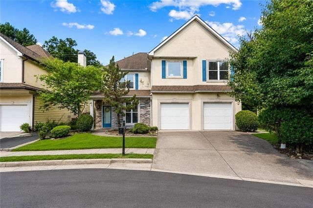 1366 Brookhaven Village Circle NE, Atlanta, GA 30319