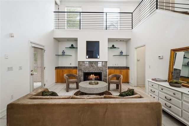 1366 Brookhaven Village Circle NE, Atlanta, GA 30319