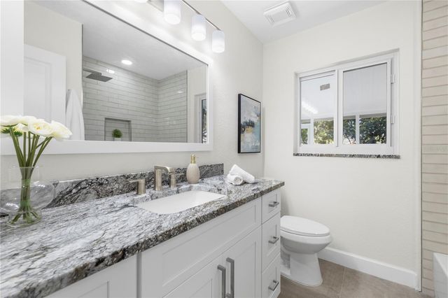 6850 7TH STREET S, St Petersburg, FL 33705