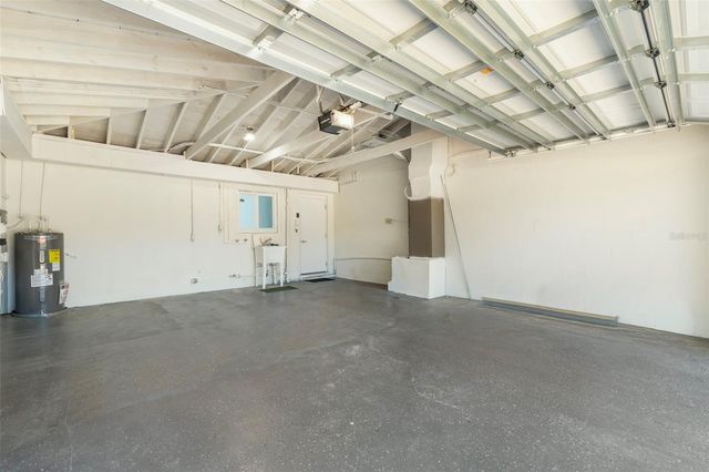 6850 7TH STREET S, St Petersburg, FL 33705