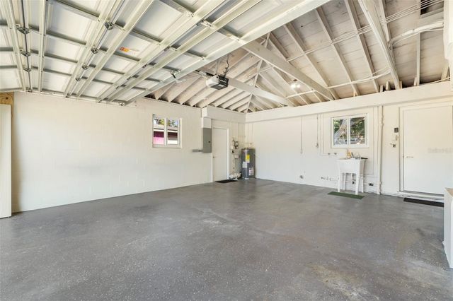 6850 7TH STREET S, St Petersburg, FL 33705