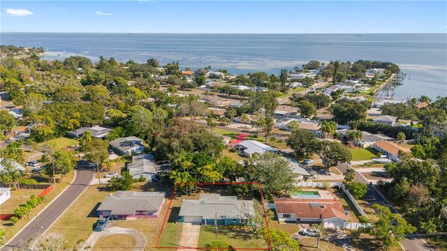 6850 7TH STREET S, St Petersburg, FL 33705