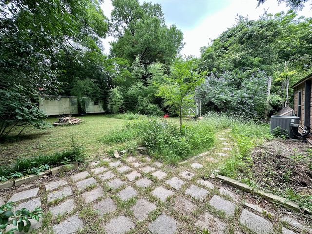 8619 Groveland Drive, Dallas, TX 75218