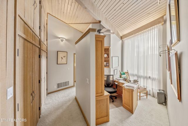 8832 Cove Point Lane, Knoxville, TN 37922