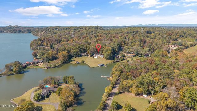 8832 Cove Point Lane, Knoxville, TN 37922