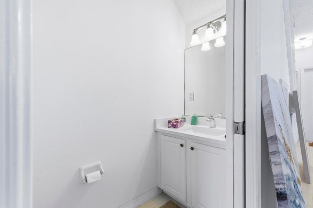 5072 Palmbrooke Circle, West Palm Beach, FL 33417