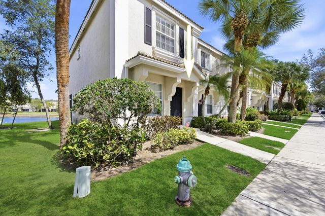 5072 Palmbrooke Circle, West Palm Beach, FL 33417