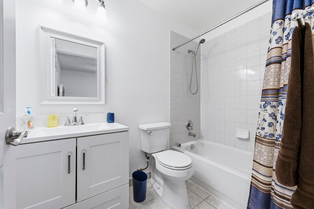 5072 Palmbrooke Circle, West Palm Beach, FL 33417