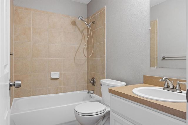 560 Live Oak DR, Bertram, TX 78605