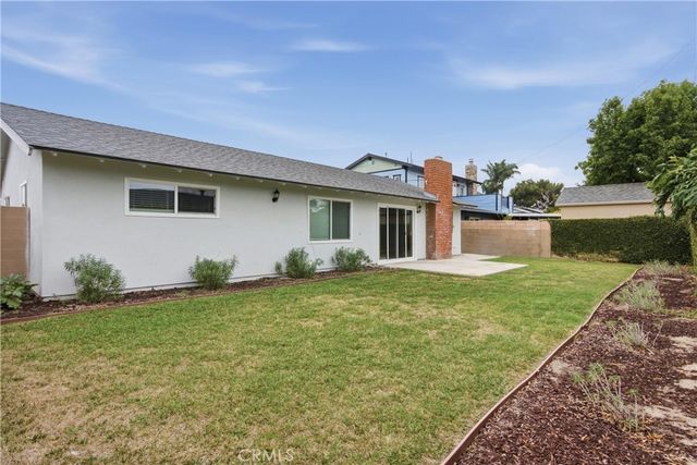 2964 Redwood, Costa Mesa, CA 92626