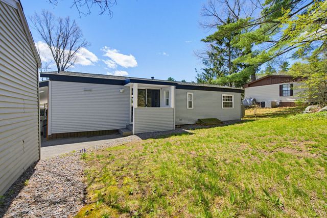 55 Roger Road, Goffstown, NH 03045