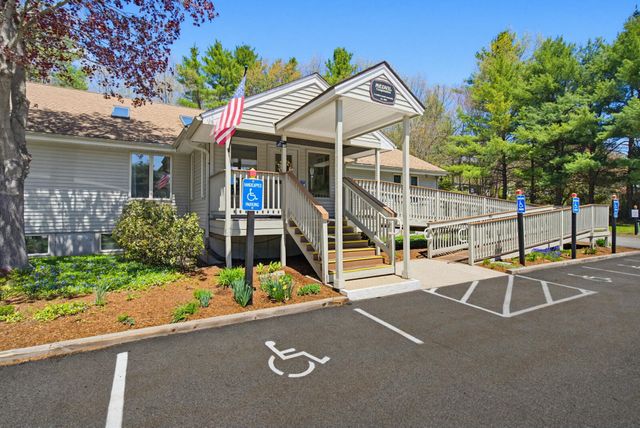 55 Roger Road, Goffstown, NH 03045