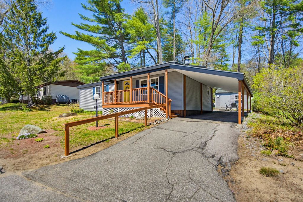 55 Roger Road, Goffstown, NH 03045