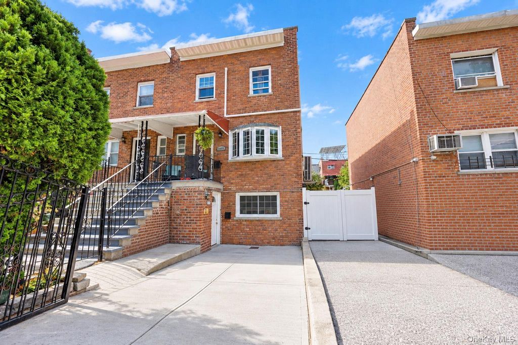 3035 Yates Avenue, Bronx, NY 10469 — exterior