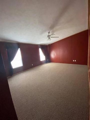 99 Roots RD, Martindale, TX 78655