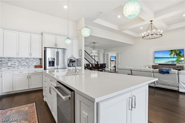 19696 Aqua View LN, Fort Myers, FL 33913