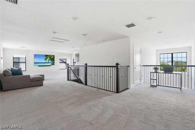 19696 Aqua View LN, Fort Myers, FL 33913