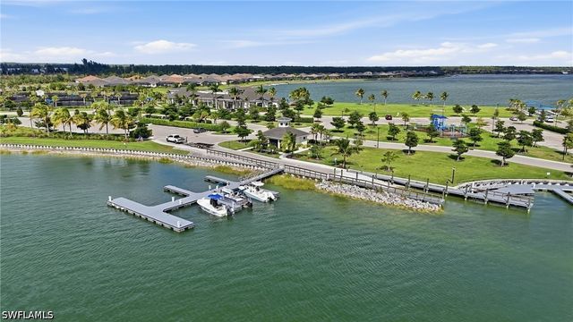19696 Aqua View LN, Fort Myers, FL 33913