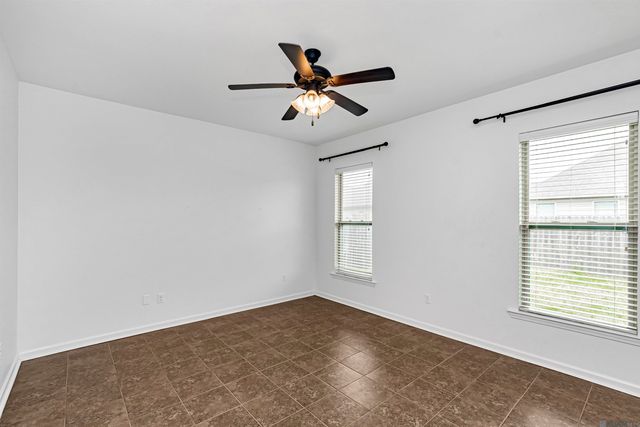 8645 Abertay Ave, Baton Rouge, LA 70820