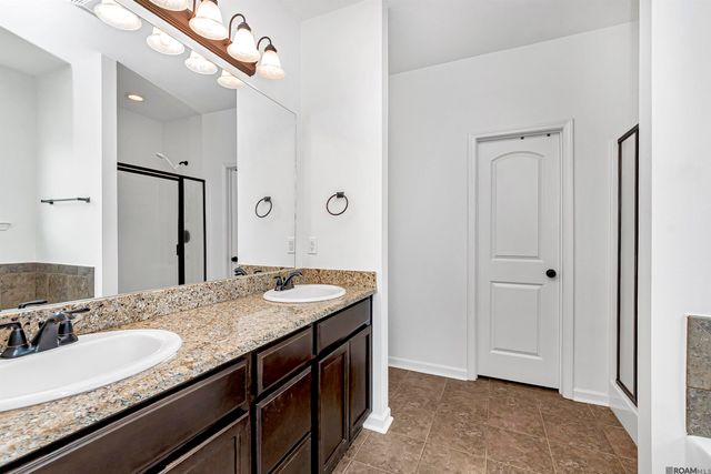 8645 Abertay Ave, Baton Rouge, LA 70820