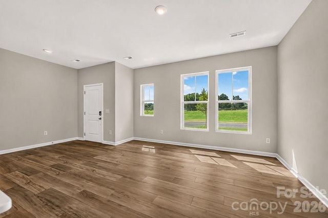 6539 Fire Lily Lane, Charlotte, NC 28216