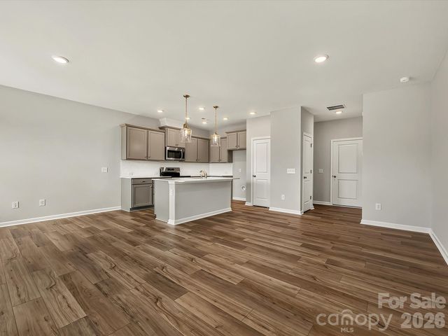 6539 Fire Lily Lane, Charlotte, NC 28216