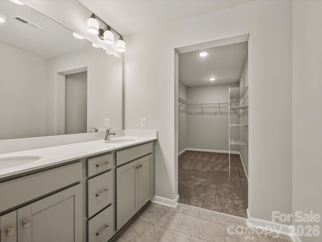 6539 Fire Lily Lane, Charlotte, NC 28216