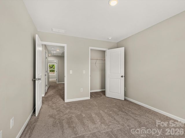 6539 Fire Lily Lane, Charlotte, NC 28216