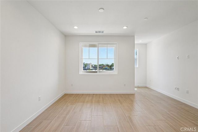 145 N First Avenue, Upland, CA 91786