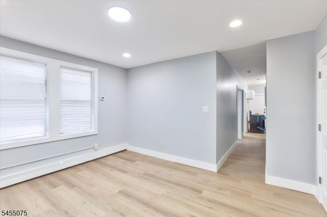 20 Edwin Pl, Newark City, NJ 07112