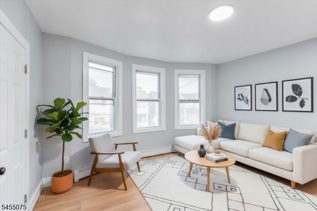 20 Edwin Pl, Newark City, NJ 07112