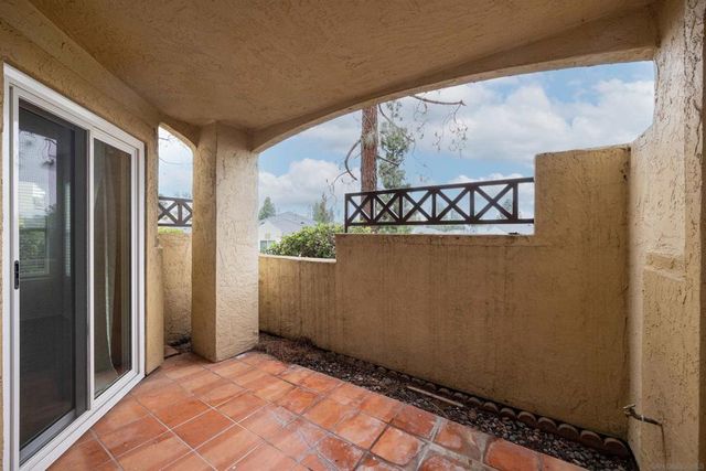 2063 Lakeridge Circle 101, Chula Vista, CA 91913