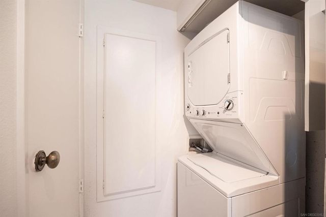 2063 Lakeridge Circle 101, Chula Vista, CA 91913