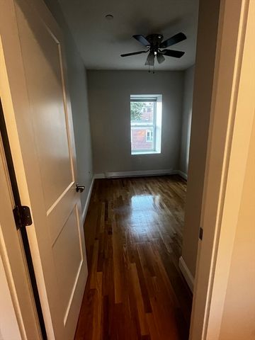 100 Tyler St 4, Boston, MA 02111