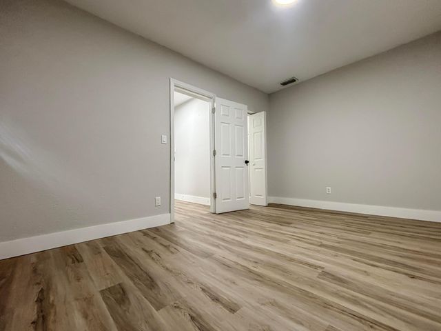 6720 SW 17TH Street SW, North Lauderdale, FL 33068