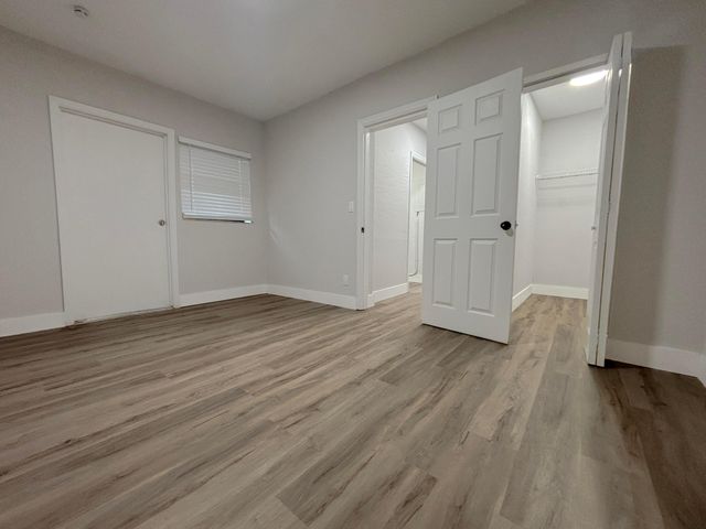 6720 SW 17TH Street SW, North Lauderdale, FL 33068