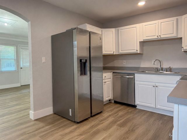 6720 SW 17TH Street SW, North Lauderdale, FL 33068