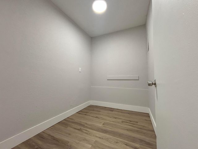 6720 SW 17TH Street SW, North Lauderdale, FL 33068